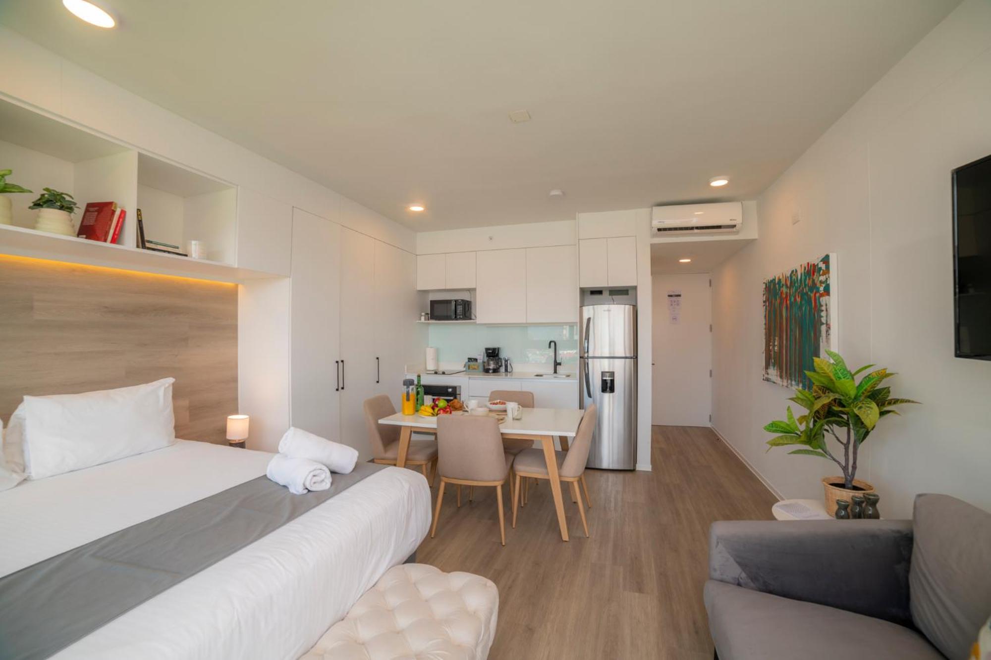 Bee Suites San Jose - Escalante エクステリア 写真